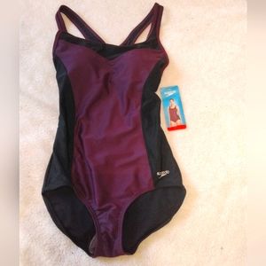 NWT SPEEDO Ladies Swimsuit Size Medium
